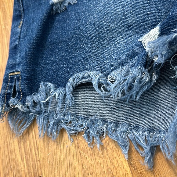 Women’s blue denim distressed jean shorts - Picture 16 of 16